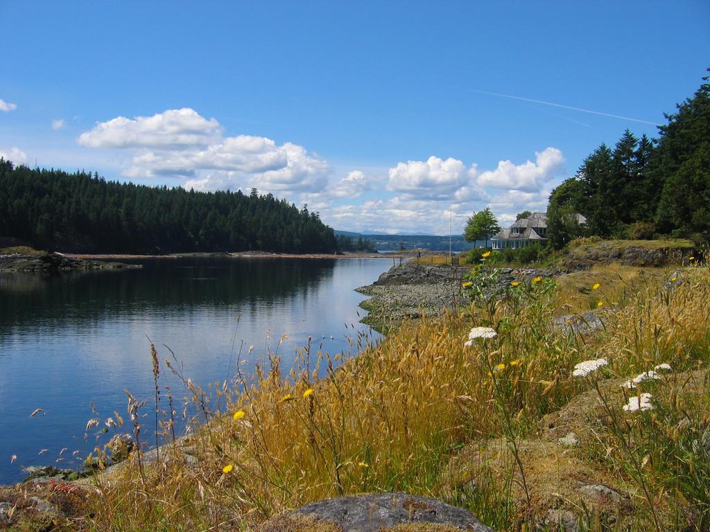 Gowlland Harbour Resort Heriot Bay 외부 사진